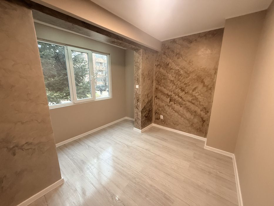 Апартамент с 2 спални и всекидневна