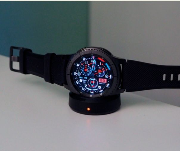 Умные часы Samsung Gear S3 frontier