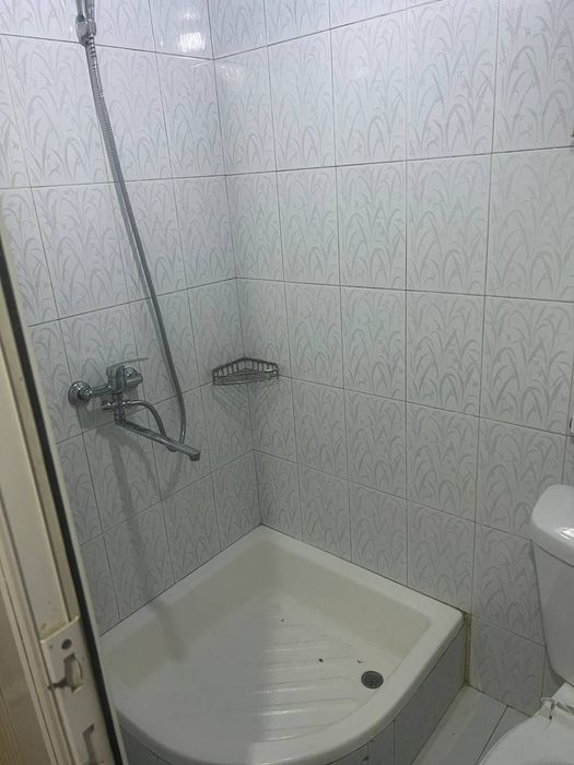 Арендага 2 хона 2 этаж Азиз бозорда жойлашган.Агентство