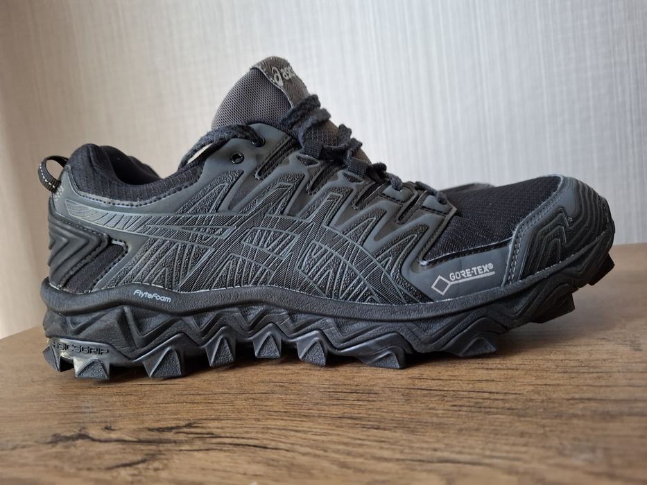Asics gel Fuji Trabuco 7 gore tex маратонки 41 номер.
