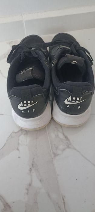 Продавам обувки : Jordan MAX 200.