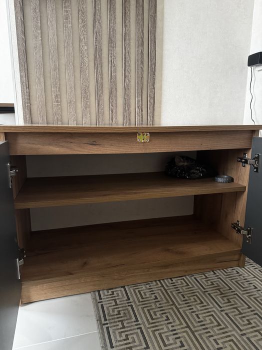 Продам обувную тумбочку