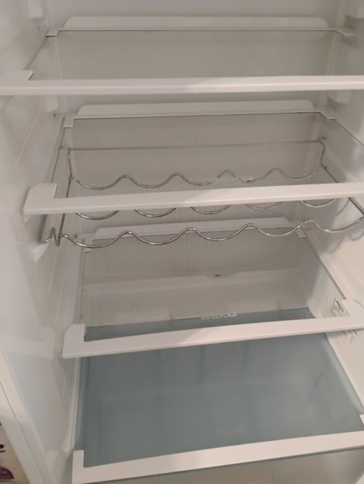 хладилник BECO ЗАПАЗЕН