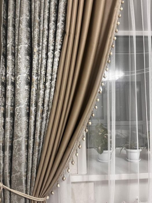 Срочно продам шторы для гостиной