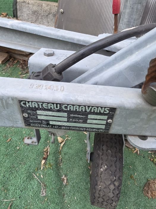 Barca metalica cu peridoc plus motor