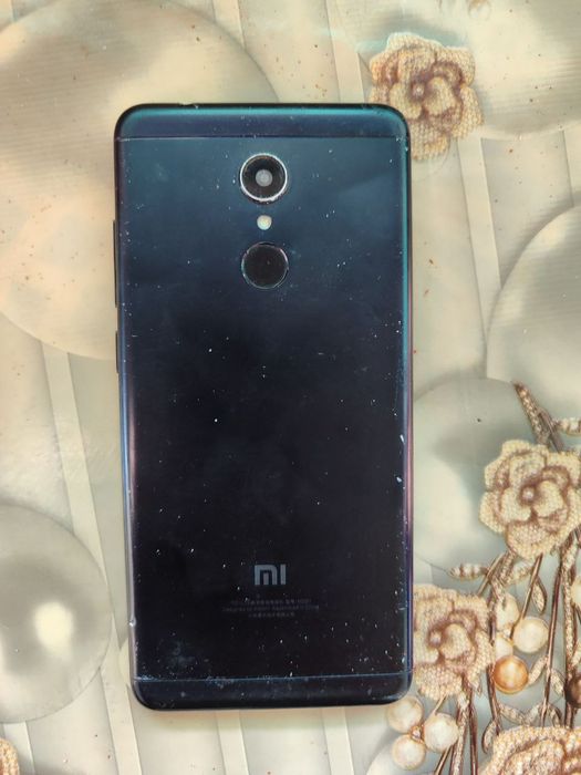 Telfon sotiladdi redmi 5