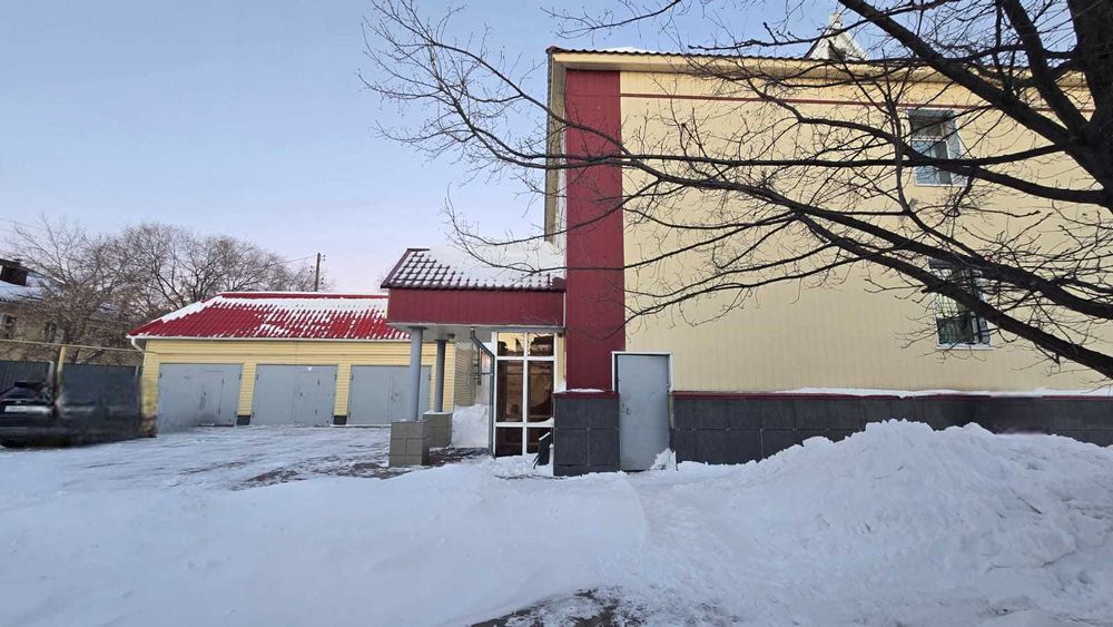 Отдельно стоящее здание.