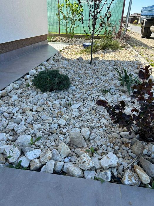 Piatra decorativa concasata diferite dimensiuni calcar granit