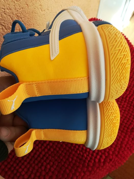 Bascheți noi Puma nr 40 bărbați