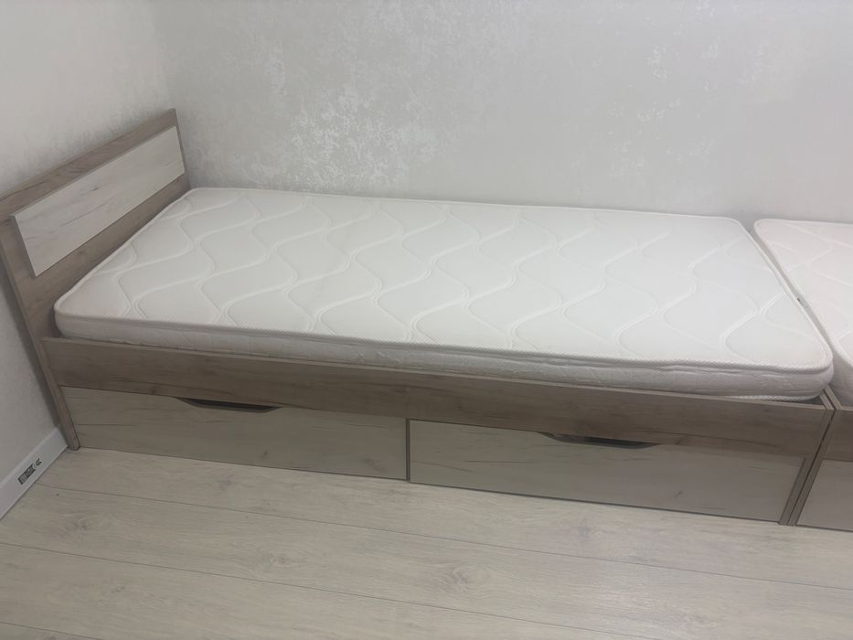 Кровать односпальная