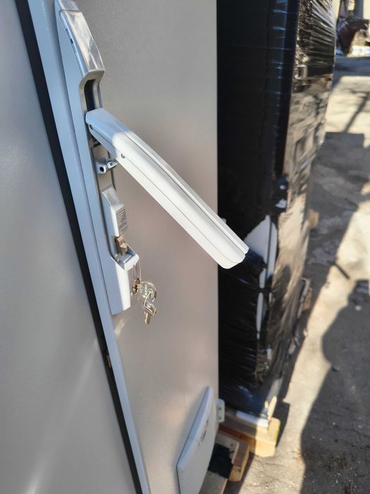 Многофункционални метални шкафове