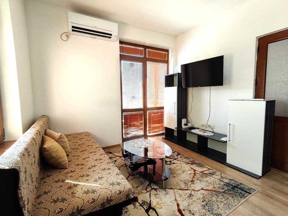 Дава се под наем Двустаен апартамент в Несебър - 60 кв.м за 307 € - Снимка #2