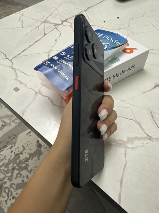 Телефон просто не понравился имининику