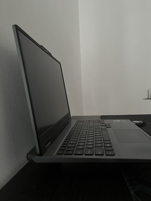 Lenovo Loq 15IRX10
