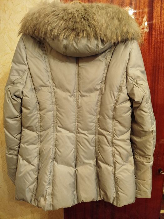 Куртка и швейная машинка