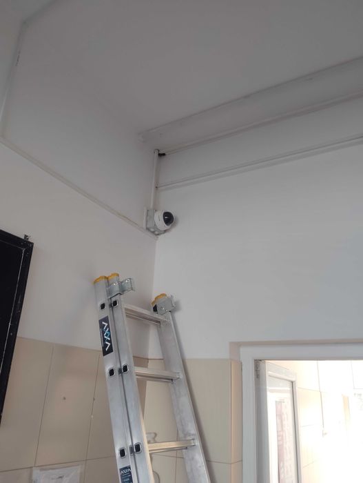 Executam instalații electrice