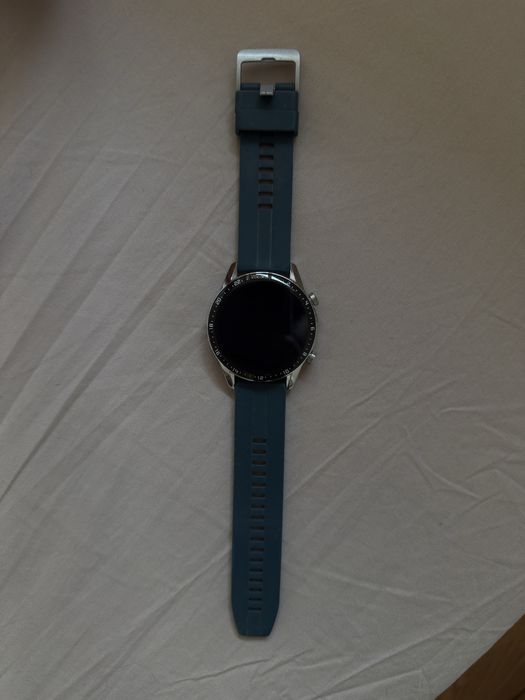 Часовник Huawei gt2