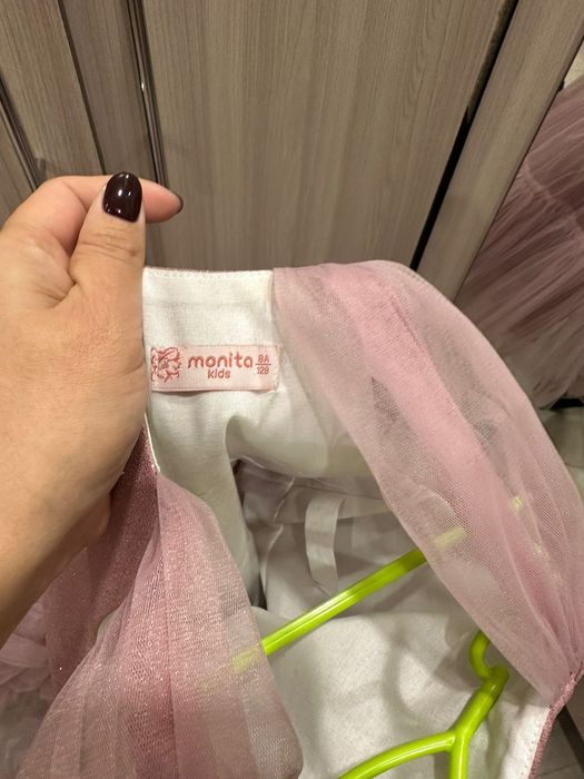 Продам праздничное платье