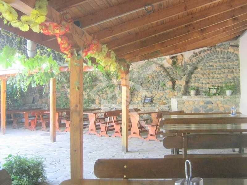 Продава се Хотел в Черноморец - 720 кв.м за 521 €/кв.м - Снимка #2