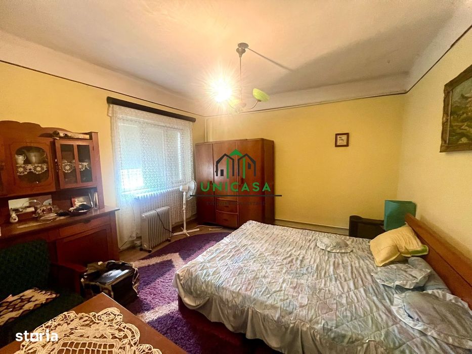 Casa Centru/ 4 camere / teren 920mp