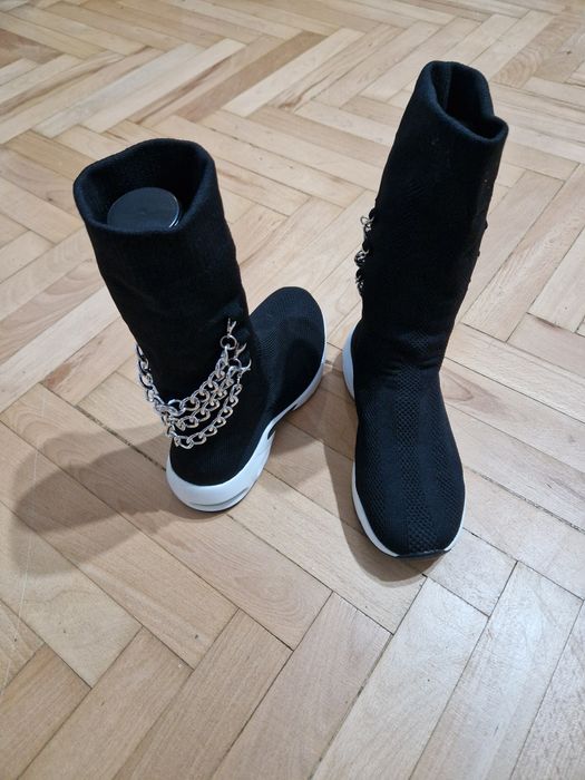 Ghete / cizme marimea 34