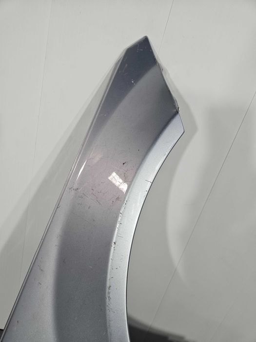 Оригинален десен калник Mercedes C W204 Мерцедес Ц класа в204