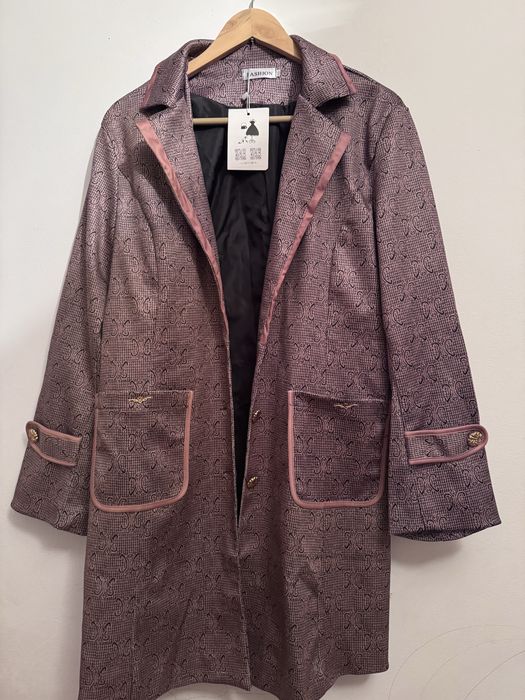 Платье и брюки