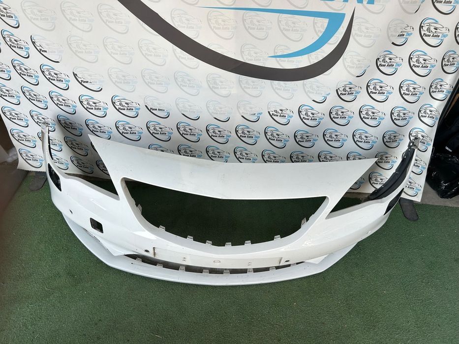 bara fata opel corsa