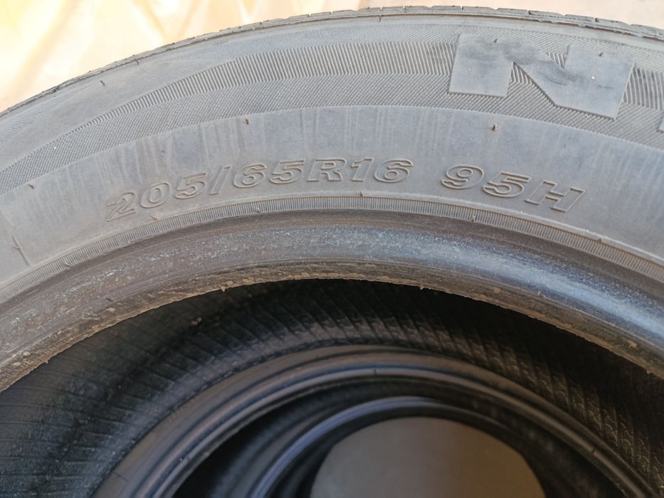 Авто шины  NEXEN  205/65/16R б/у
