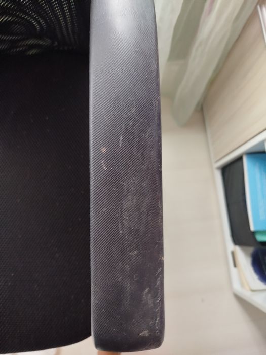 Стол за компютър