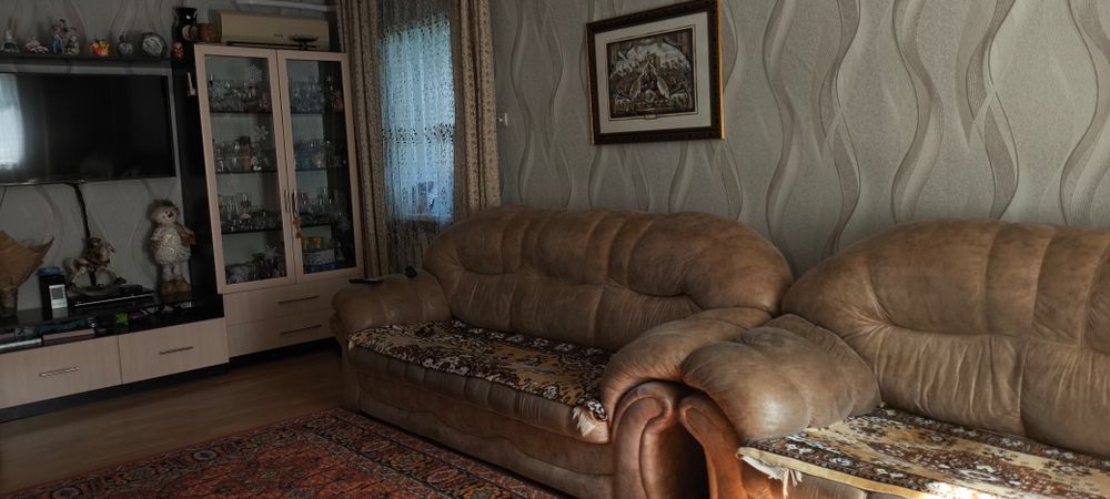 Продам дом в медеусском районе.