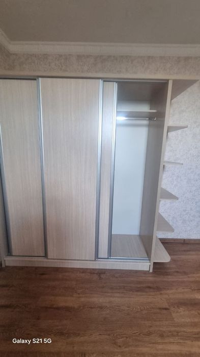 Срочний продам шкаф купе мдф