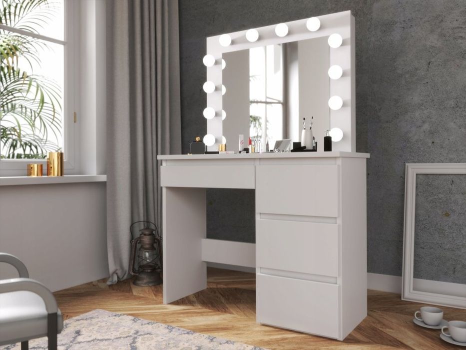 Citiți descrierea! Masa de make Up HOLLYWOOD PREMIUIM cu limina led