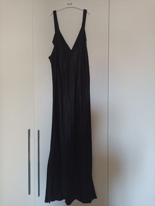 Платье чёрное Zara