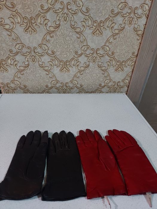 Продаю срочно  перчатки