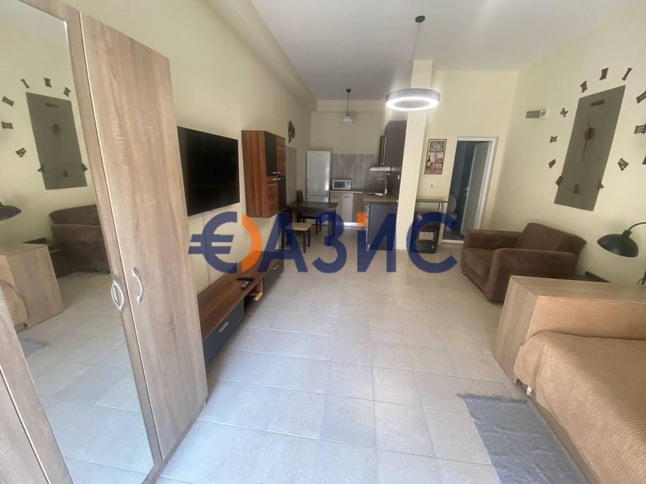 Продава се Едностаен апартамент в Поморие - 38 кв.м за 812 €/кв.м - Снимка #8