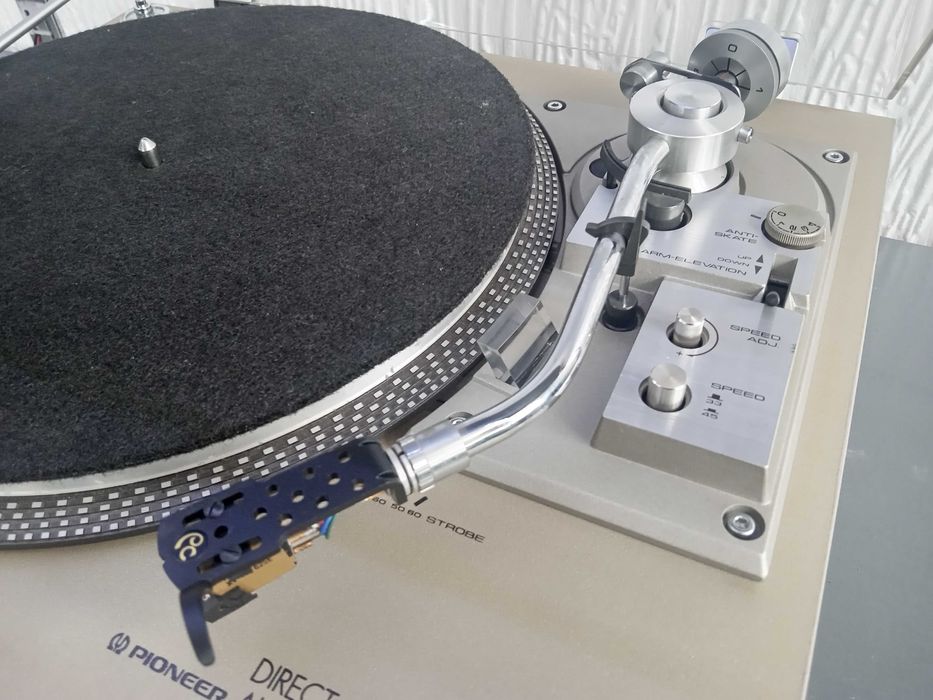 Грамофон PIONEER PL-518