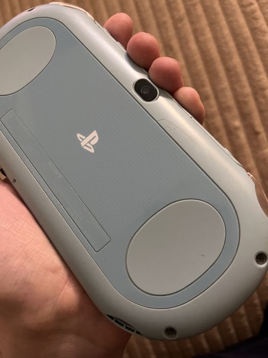 Playstation Vita 2000 (Прошитая)