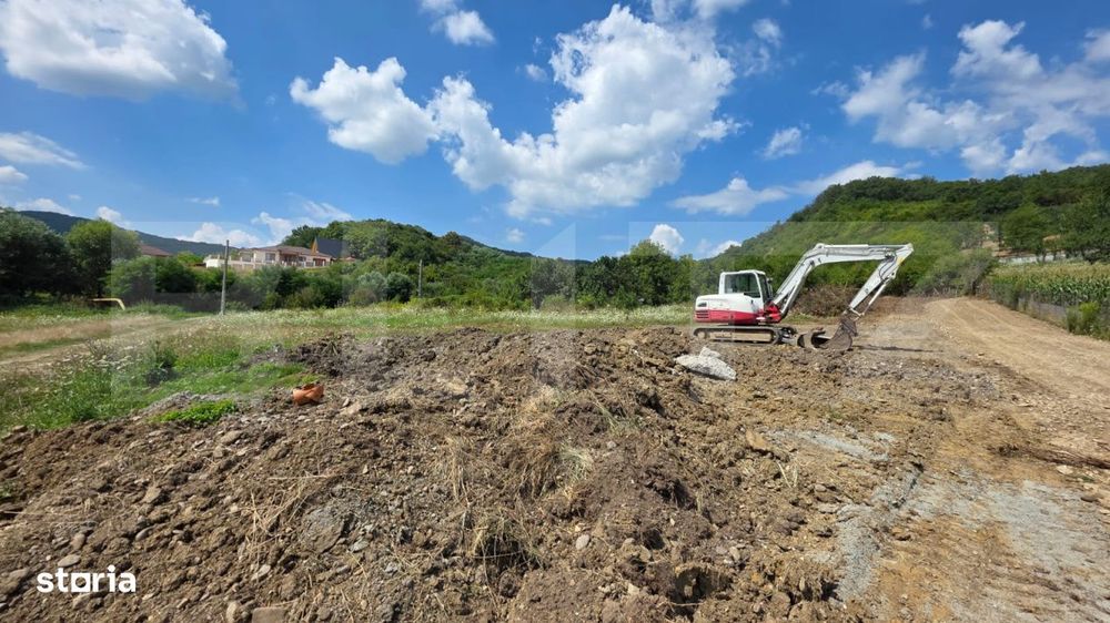 Teren generos – 26 Ari, pozitie excelenta Villa Franca