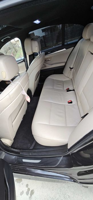 Bmw 530d 8+1 automatic 320cp