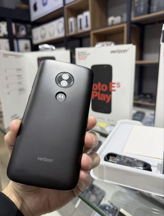 Новый Perfectum Motorola E5 verizon CDMA