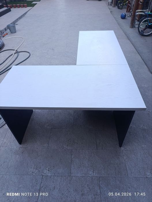 Продам офисный Т образный стол