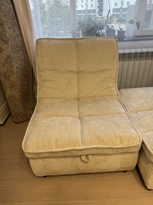 Кресло в гостиную