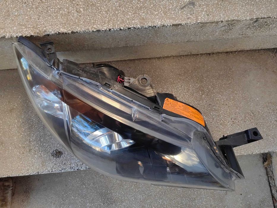 Фар Subaru Impreza D2S Xenon десен / Фар Субару Импреза Оригинален