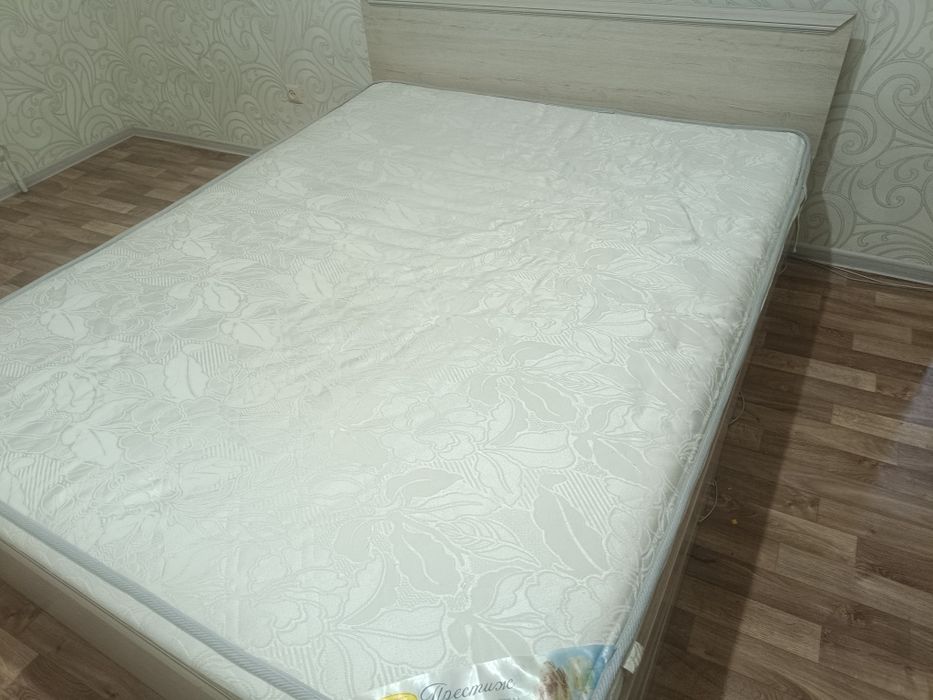 Отдаю кровать бесплатно