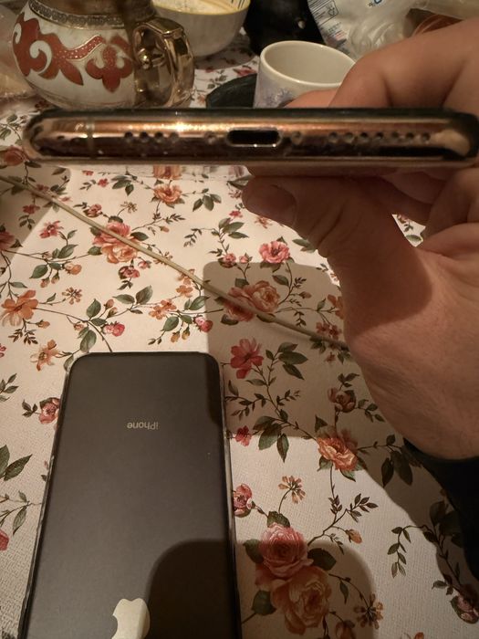 Продам iphone xs max 256gb