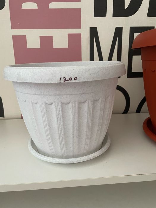 Продам горшки для цветов