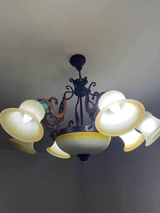 Продам люстру!!!