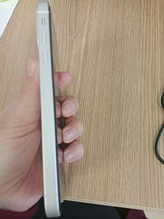 iPhone17 продается