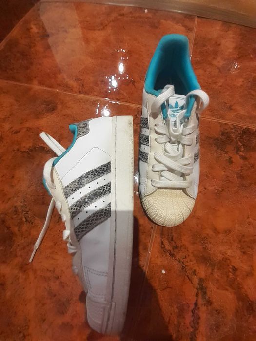 Adidași Adidas nr.37  1/3
